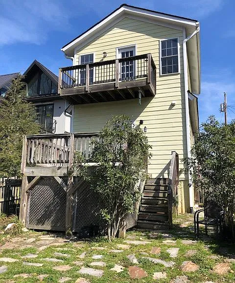 315 Seawell Ave — Photo 21
