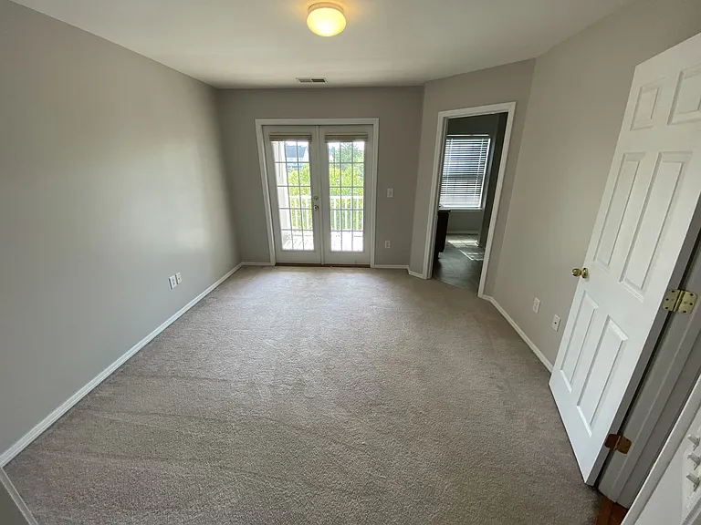 137 Fairgreen St — Photo 15
