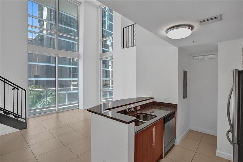 1st image of 300 S Biscayne Blvd #L-402