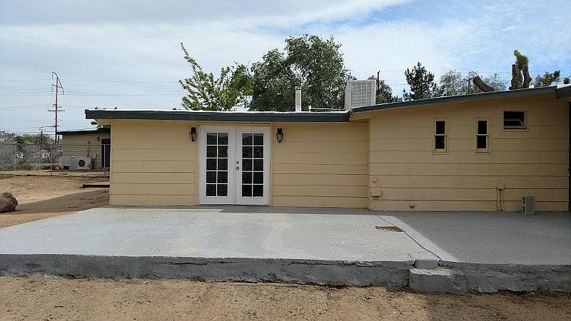 1st image of 7457 Chemehuevi Way #B