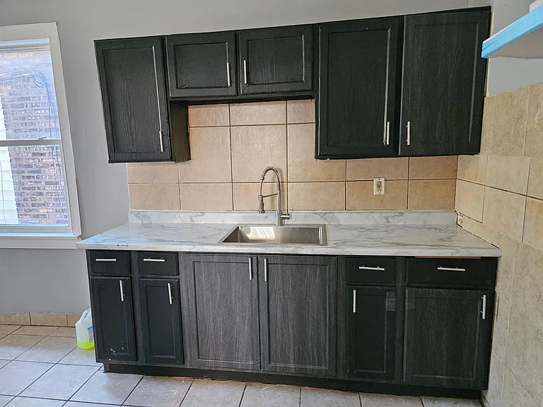 8455 S Peoria St — Photo 4