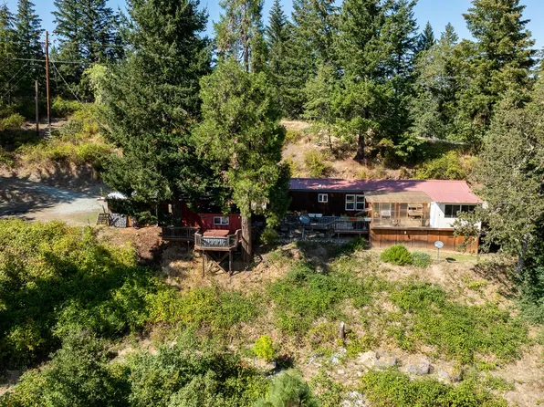604 Thompson Rd, Riddle, OR 97469