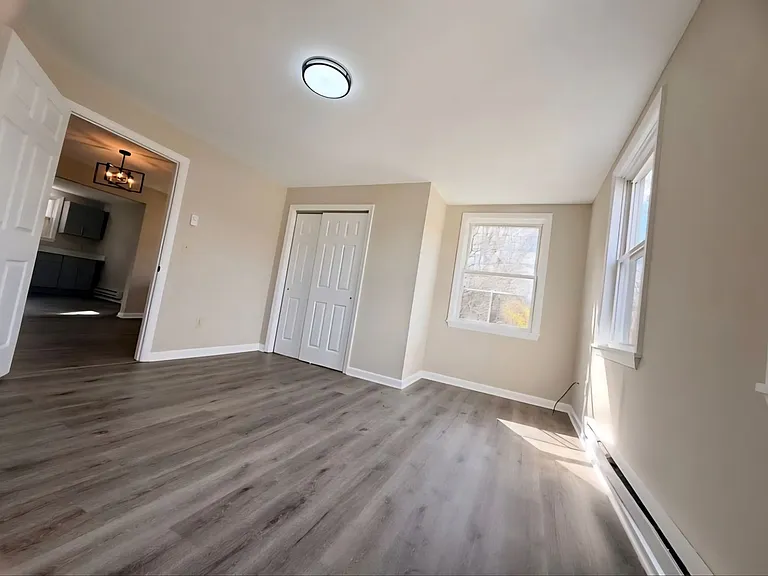 3-7 Maple St — Photo 11