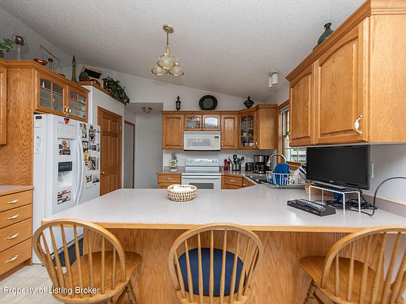 3rd image of 517 1st Ave SW