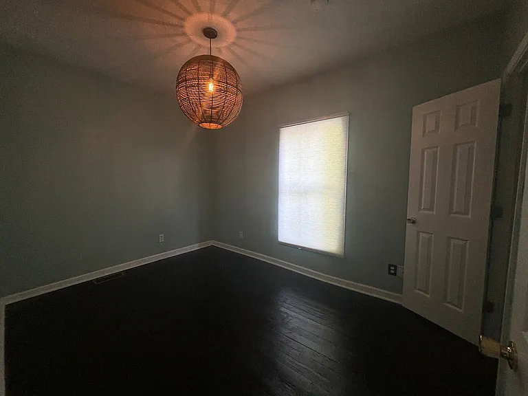 619.5 Taylor Ave #3 — Photo 4