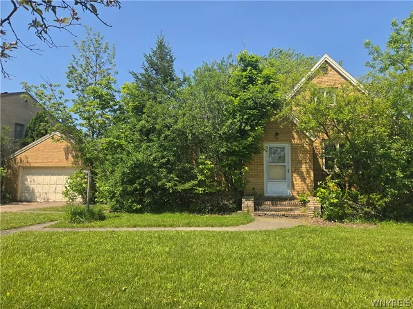 60 Rosewood Ter, Cheektowaga, NY 14225