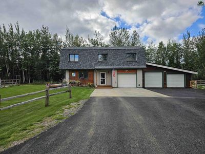 2203 Mavencamp Cir, North Pole, AK, 99705