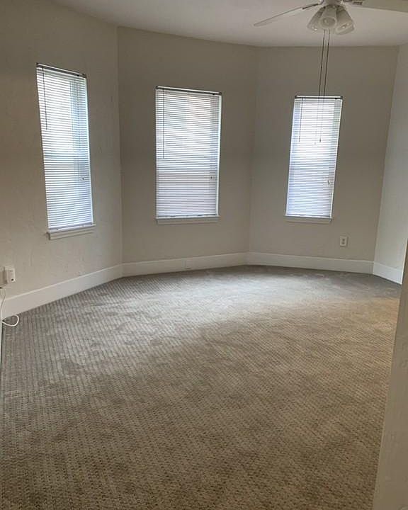 2nd image of 77 Pearl St
