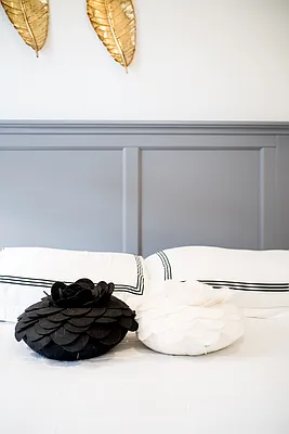 Rented by ER (DO NOT USE) | media 16