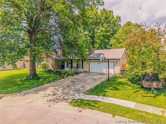 2nd image of 1306 Blackwood Court