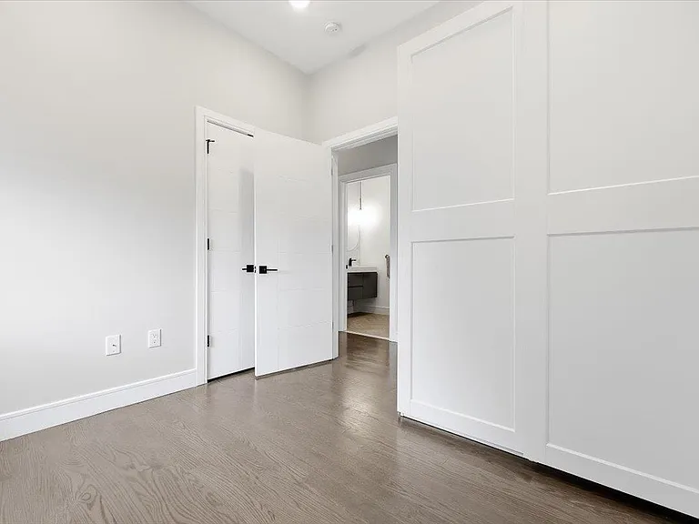 192 Congress St #2 — Photo 11
