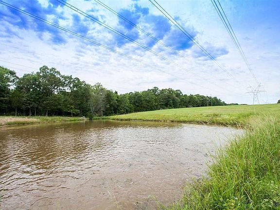 2nd image of 5001 Vz County Road 4915