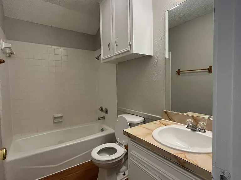 630 Overlook Ct — Photo 12