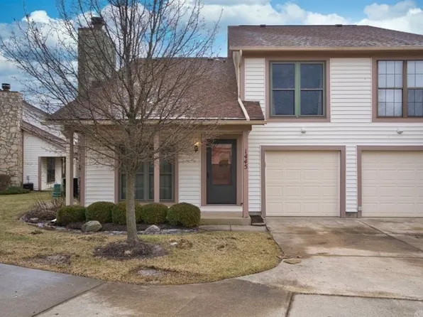 1445 Sanzon Dr, Fairborn, OH 45324