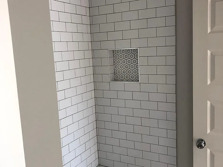 2121 Roslyn Ave — Photo 33