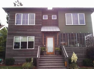 8228 14th Ave NE, Seattle, WA 98115