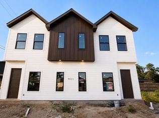 9011 Surry St, Houston, TX 77028