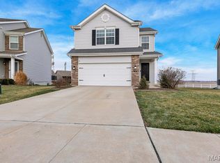 346 Charlestowne Place Dr, Saint Charles, MO 63301