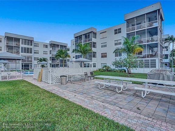 3rd image of 3000 Sunrise Lakes Dr E APT 224