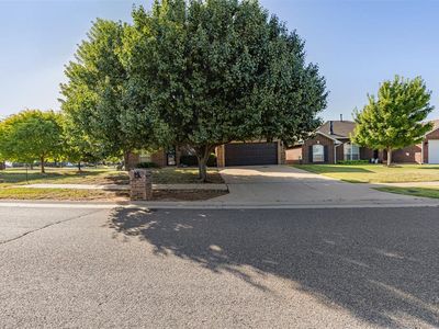 4200 Manhattan Dr, Moore, OK, 73160