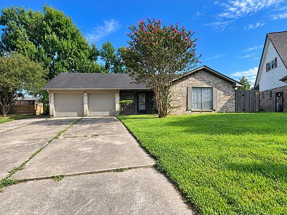 2nd image of 255 Andorra Ln