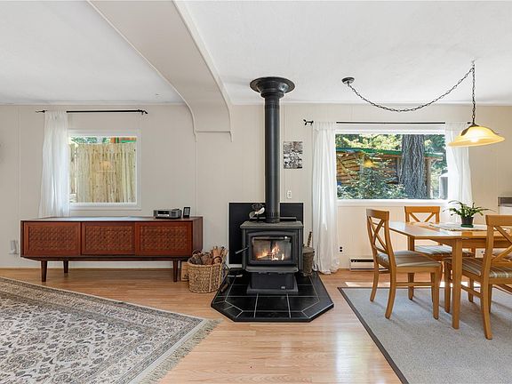 5th image of 1132 Pat Burns Ave