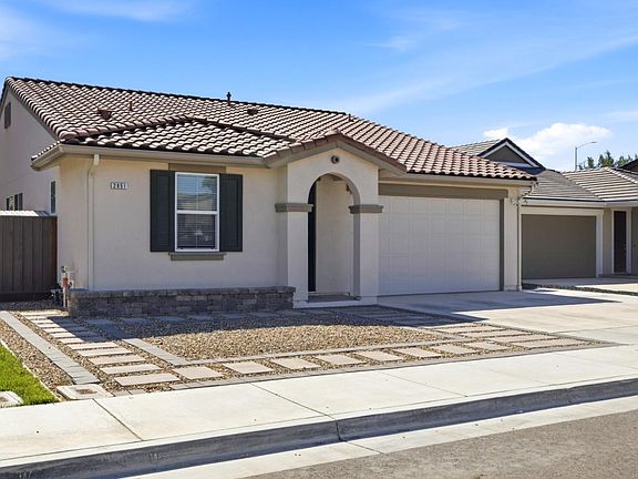 2nd image of 2951 Kern Way
