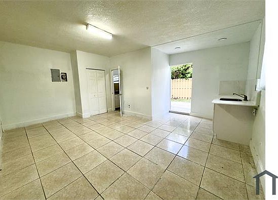 2nd image of 343 W 42nd St #C