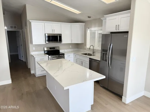 848 E CLUBHOUSE Lane, San Tan Valley, AZ 85140