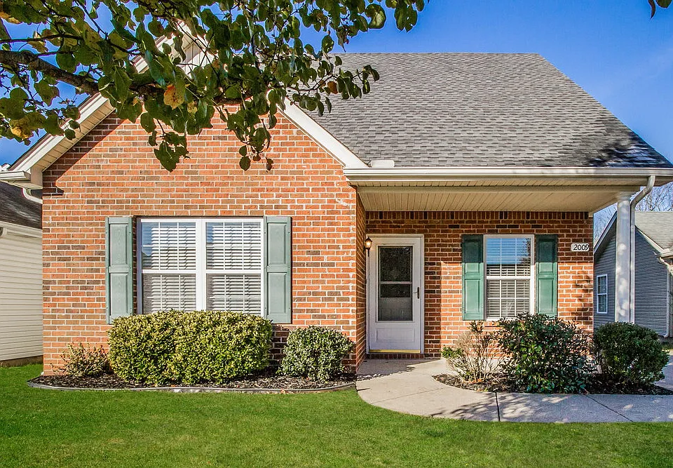 2009 Liberty Dr