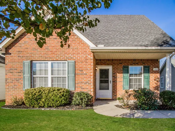 2009 Liberty Dr, Murfreesboro, TN 37129