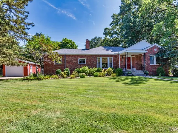 6 Woodhaven Rd, Saint Louis, MO 63119