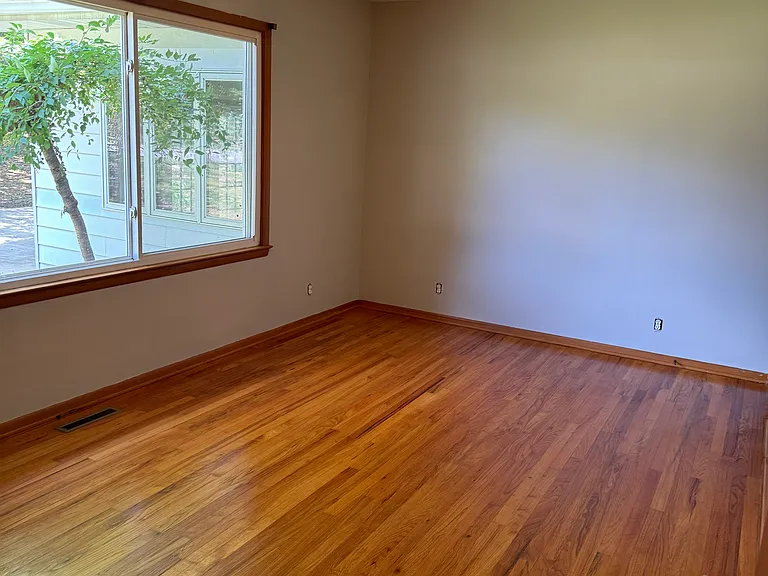 280 Lockville Rd — Photo 12