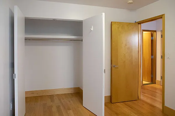 Rented by Roselyn  Fortuna LLC | media 5