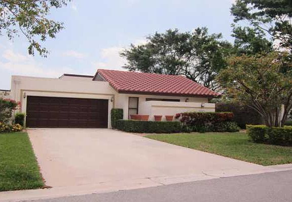 Home For Sale In Pradera