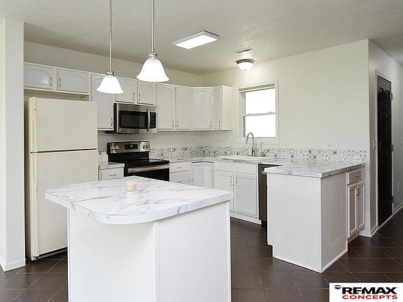5th image of 3612 McLaughlin Dr