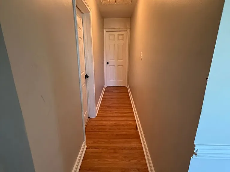 2210 Manlyn Rd — Photo 20