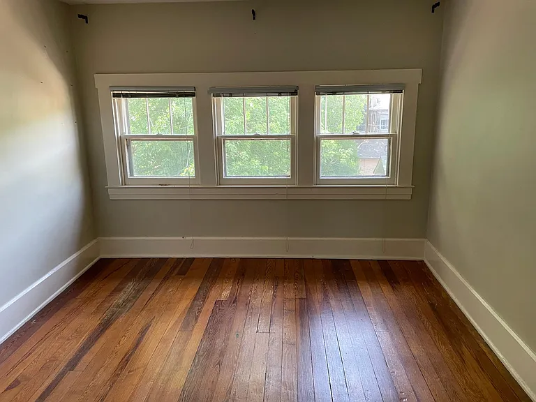 2139 Baringer Ave — Photo 17