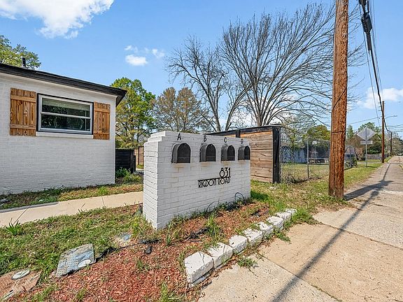 3rd image of 831 Rigdon Rd