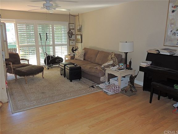 3rd image of 424 N Bellflower Blvd Unit 212