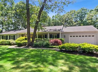 2930 Bray Ave, Laurel, NY 11948