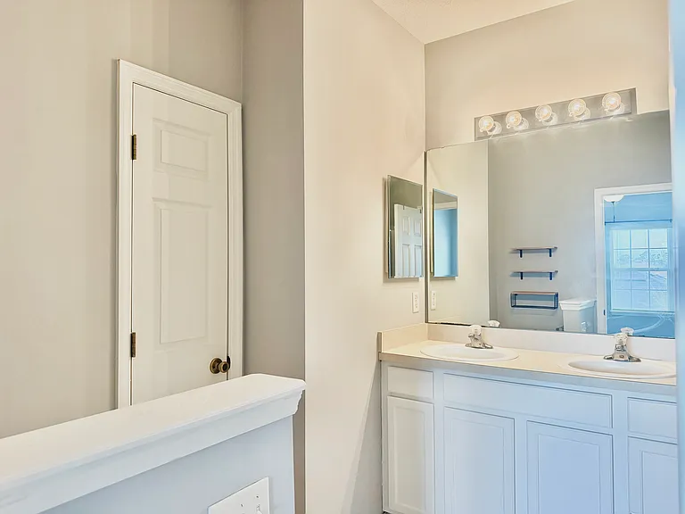 12301 Kernan Forest Blvd #904 — Photo 20