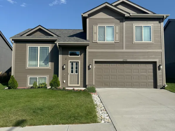 7705 N 144th Ave, Bennington, NE 68007