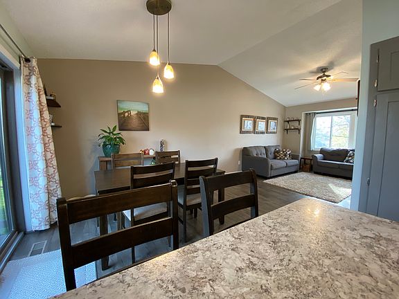 4th image of 1419 Benson Blvd E