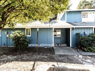 3800 NW Chemult Pl APT A, Portland, OR 97229