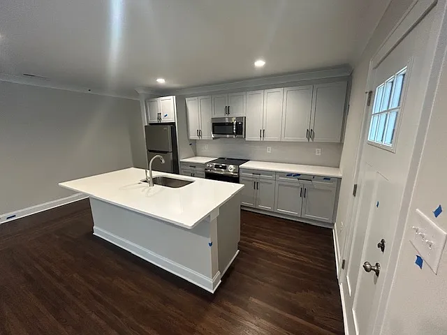 2516 Tuckaseegee Rd — Photo 5