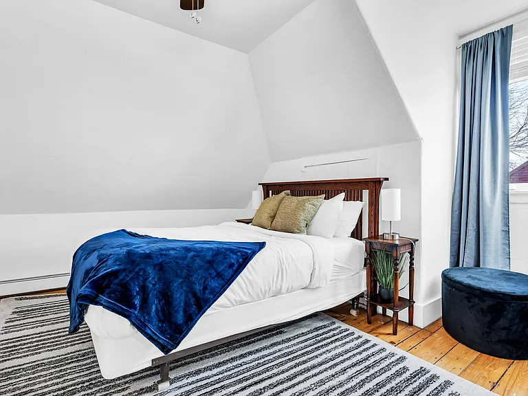 63 William St #3 — Photo 37