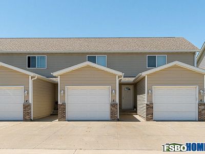 5907 Muirfield Dr SW APT 5, Cedar Rapids, IA, 52404