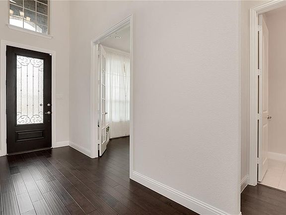 4th image of 1908 Shireridge Dr