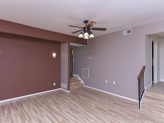 4th image of 315 Dryden Ln #315